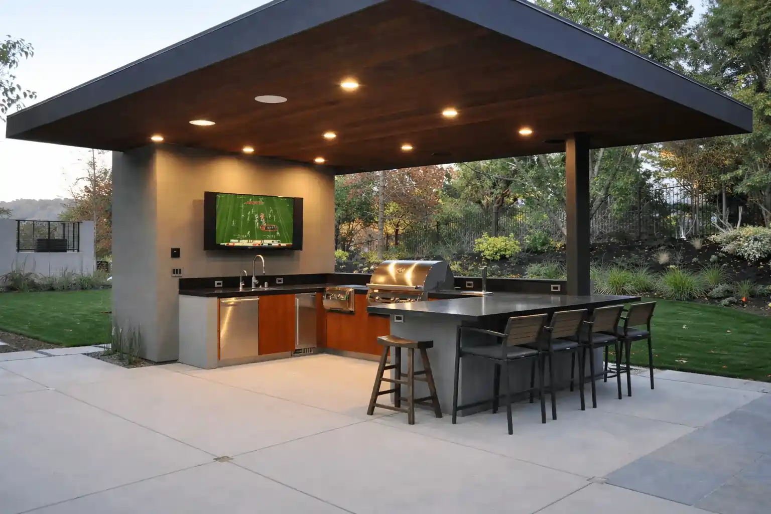 Outdoor Kitchens & Built-In Features in Lubbock, TX